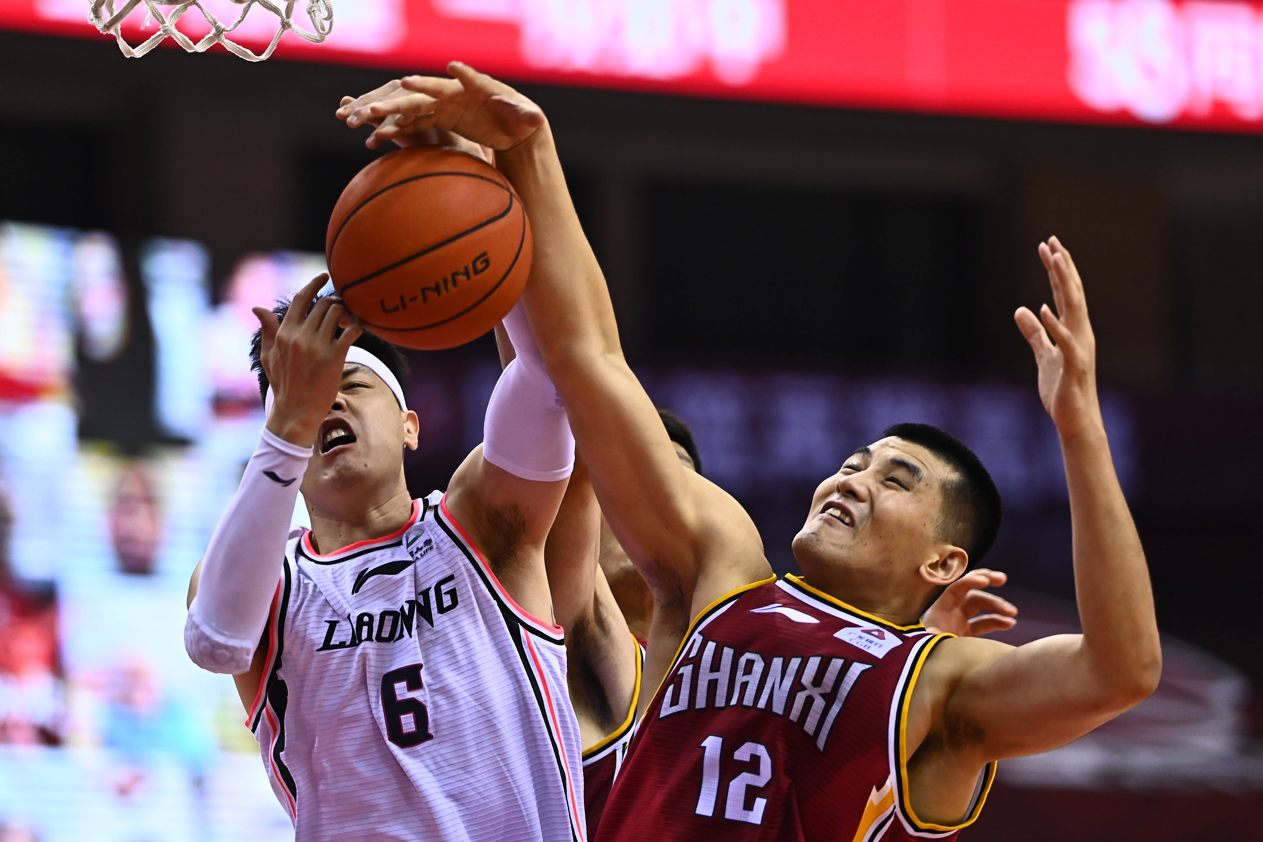 不一致的情 不一致的情