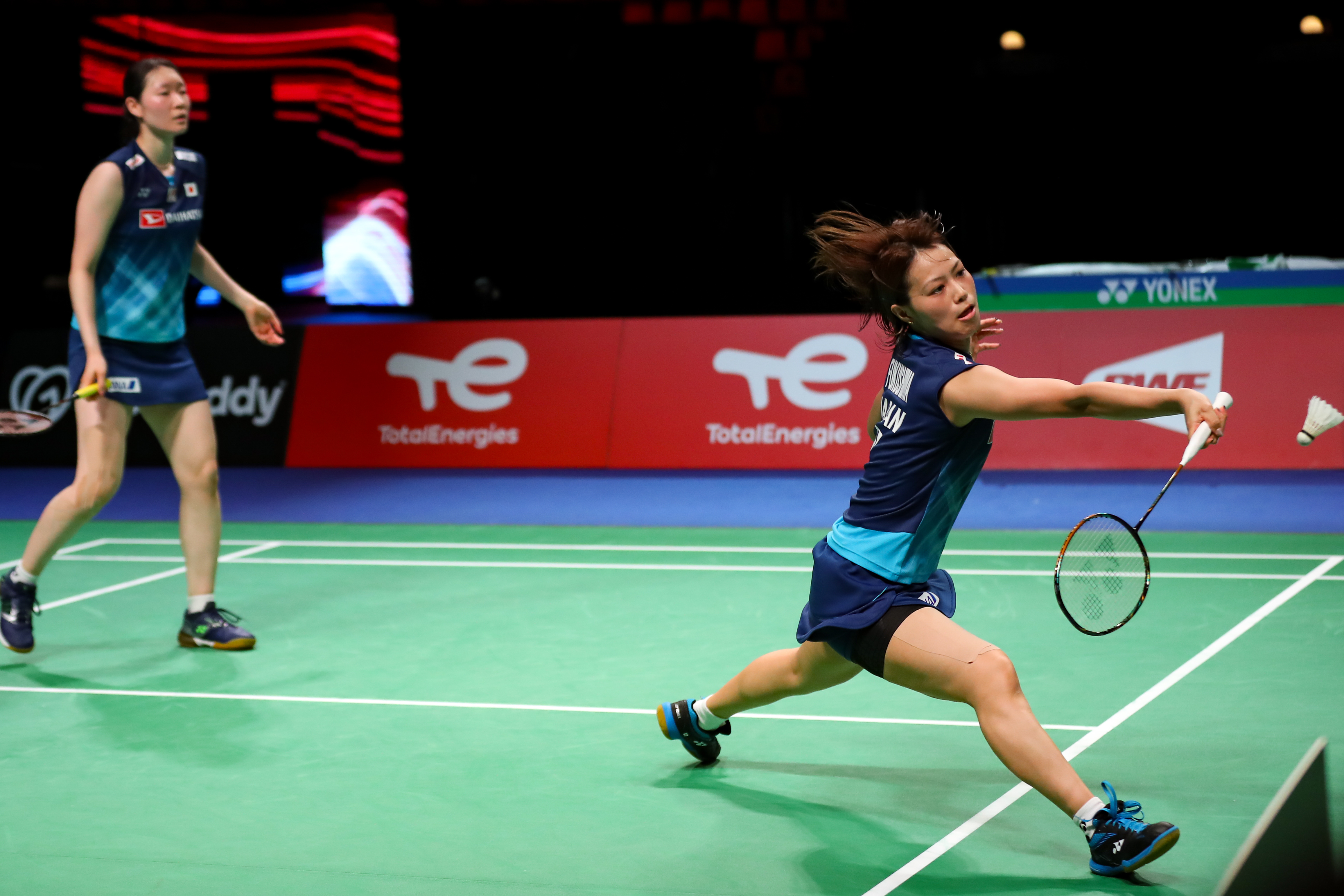 挥着不可替 挥着不可替