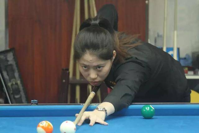 中游刃有余 中游刃有余